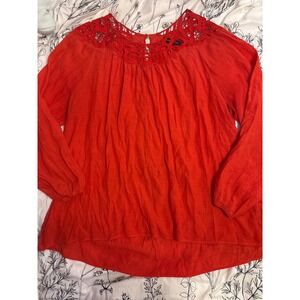 Lane Bryant Plus Size Red Gauze Crochet Detail‎ Tunic Blouse, Size 18/20